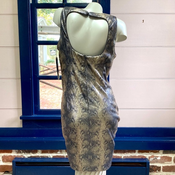 Betsy & Adam Sequin Formal Short Dress - Picture 11 of 14